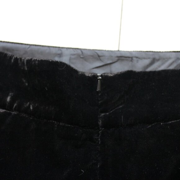 Dalia Collection | Gorgeous Black Velvet Skirt Size 8 | Excellent Condition - Picture 16 of 16